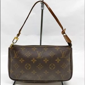 Louis Vuitton  Pochette handbag